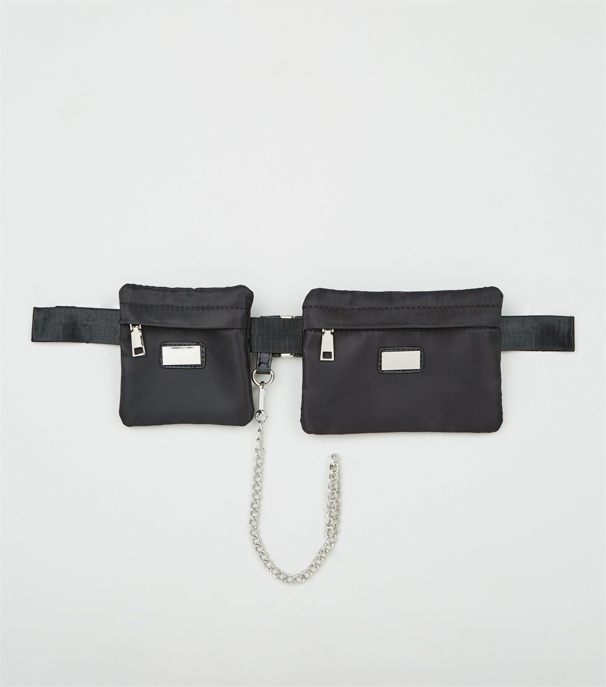 PZB26063 black-chain-zip-belt-bag