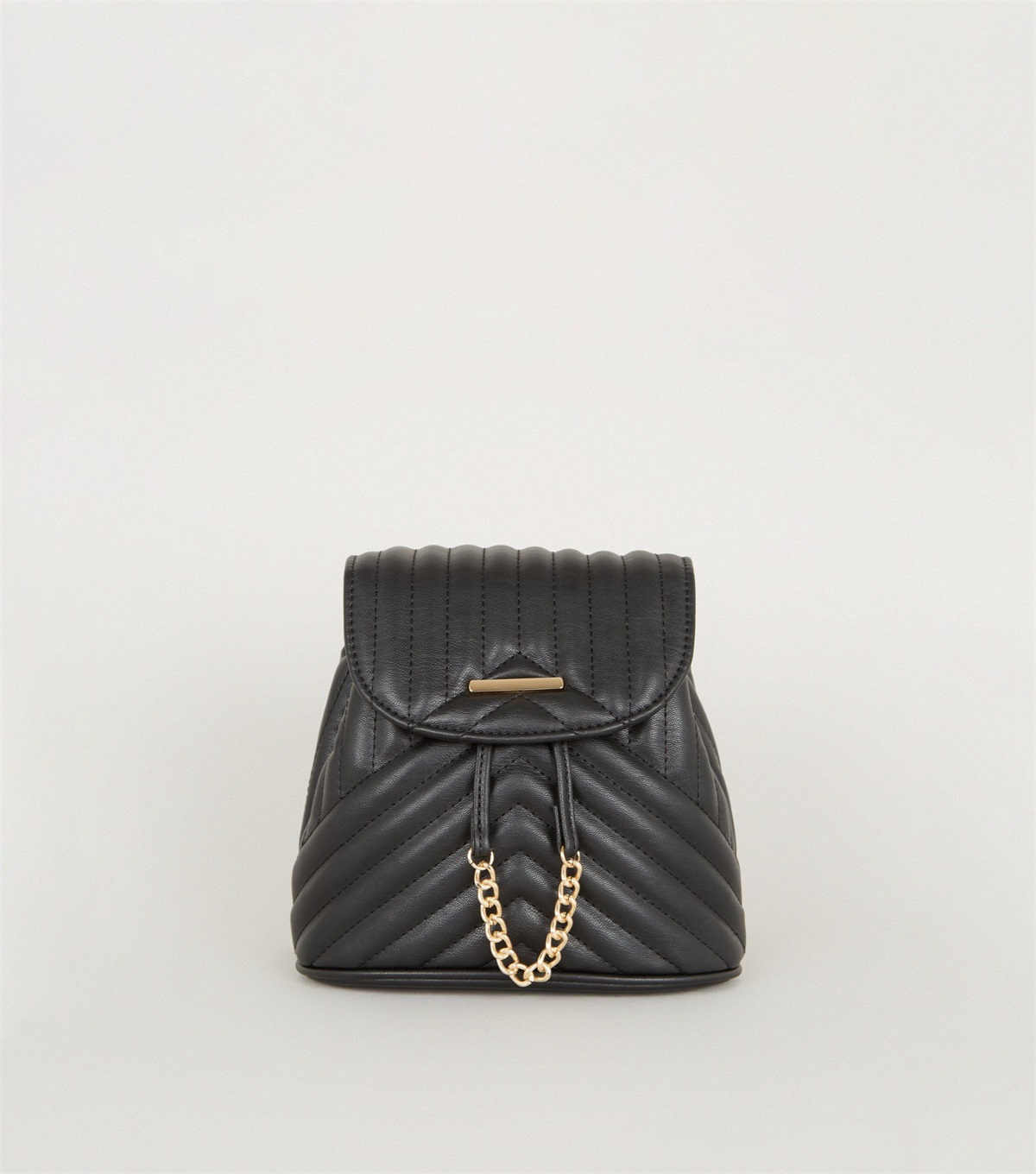 PZB260123 black-quilted-chain-strap-mini-backpack